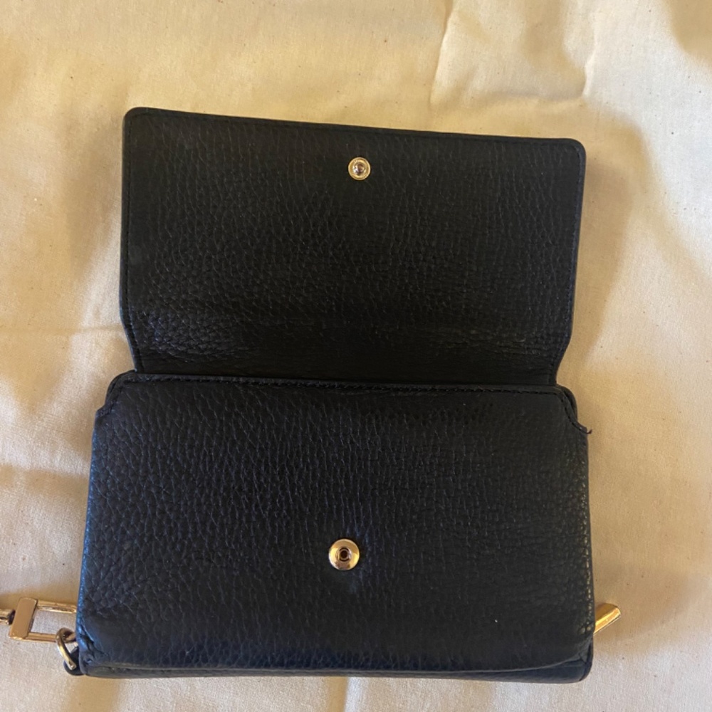 Tory Burch wristlet wallet - Picture 3 of 4